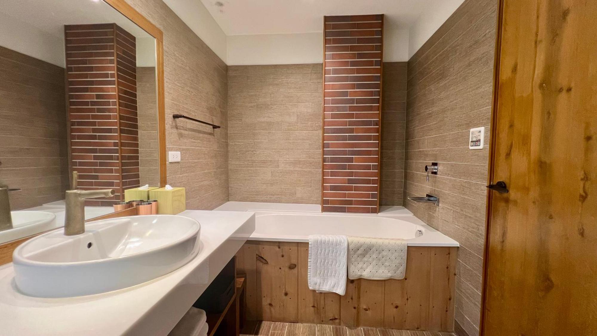 畫日風尚會館sinasera Resort Changbin Dış mekan fotoğraf